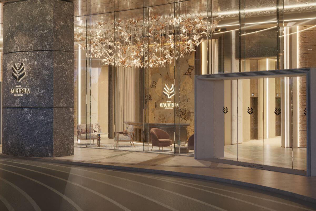 Guidance on choosing between pre-selling and ready-for-occupancy condos.